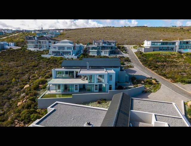 5 BEDROOM HOUSE FOR SALE IN PINNACLE POINT GOLF ESTATE